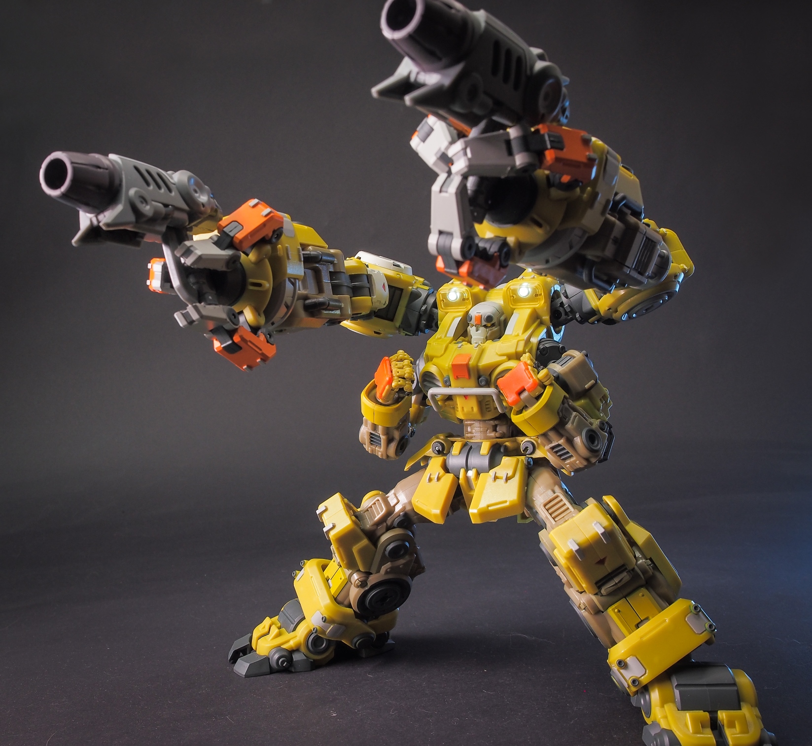 Astrobots A06 Vulkan 1/12 scale - Image 4