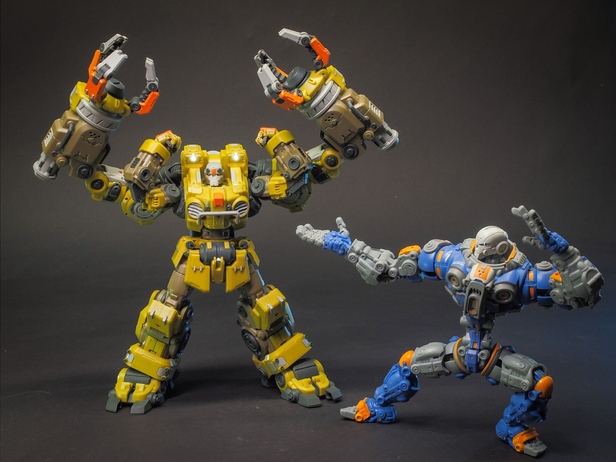 Astrobots A06 Vulkan 1/12 scale - Image 5