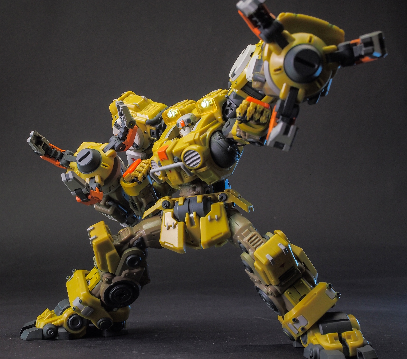 Astrobots A06 Vulkan 1/12 scale - Image 10