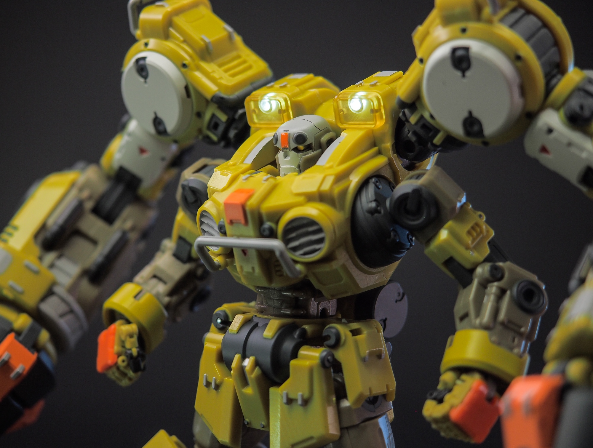 Astrobots A06 Vulkan 1/12 scale - Image 17